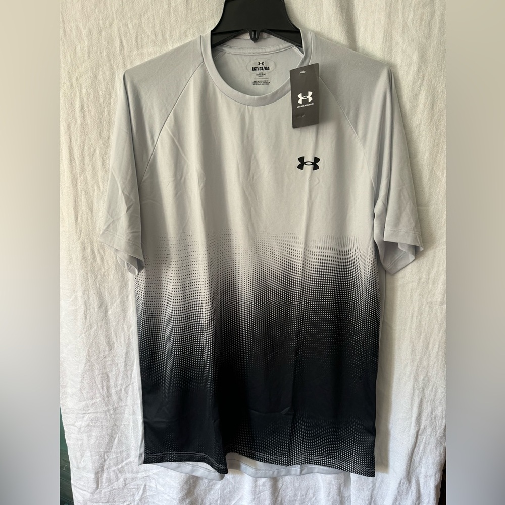 Under Armour t shirt